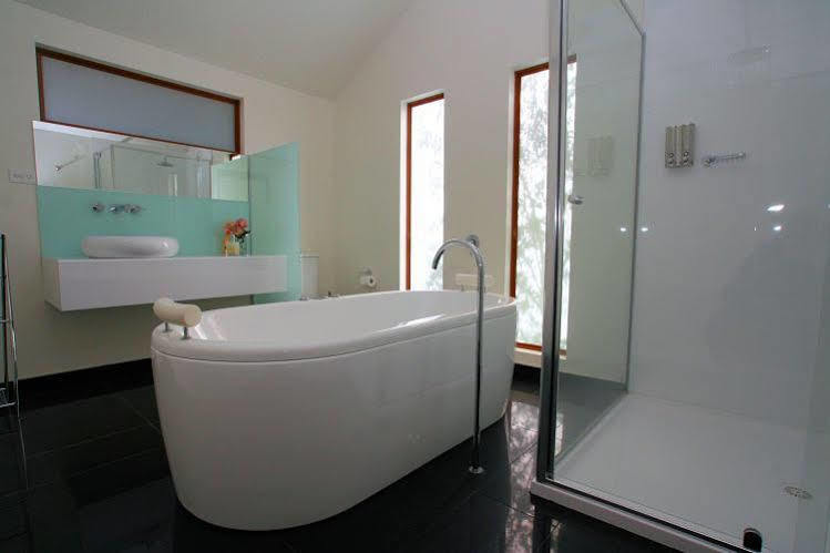 Possums Spa Apartments โฮบาร์ต ภายนอก รูปภาพ